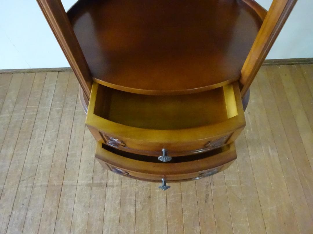 ともこ　イタリア家具　キャビネット　電話台　花台　ヨーロピアン　猫脚　美品