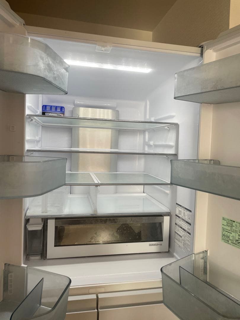 Hitachi冷蔵庫　R-HW60K 602L