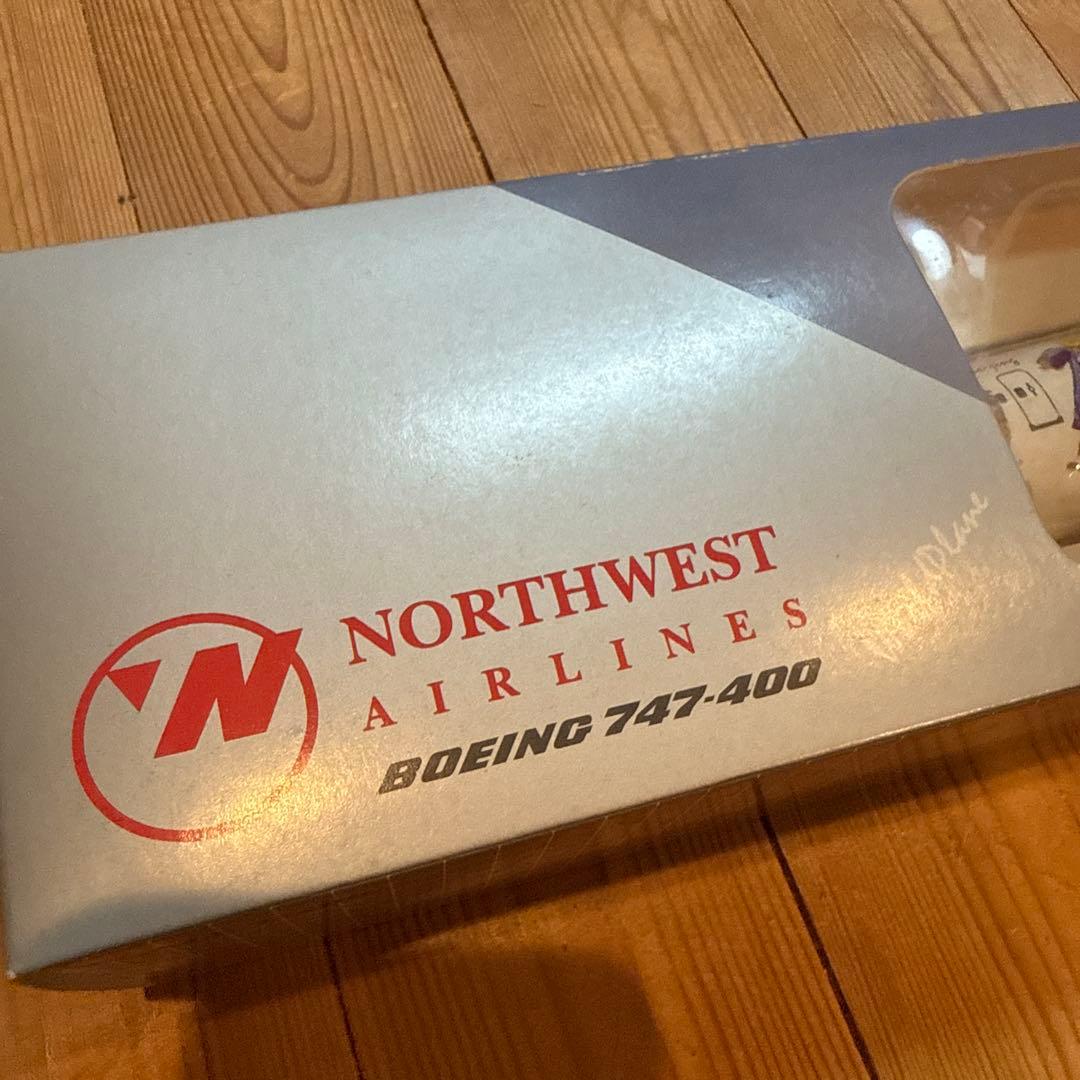 Hogan Wings 1/200 Northwest Airlines特別塗装