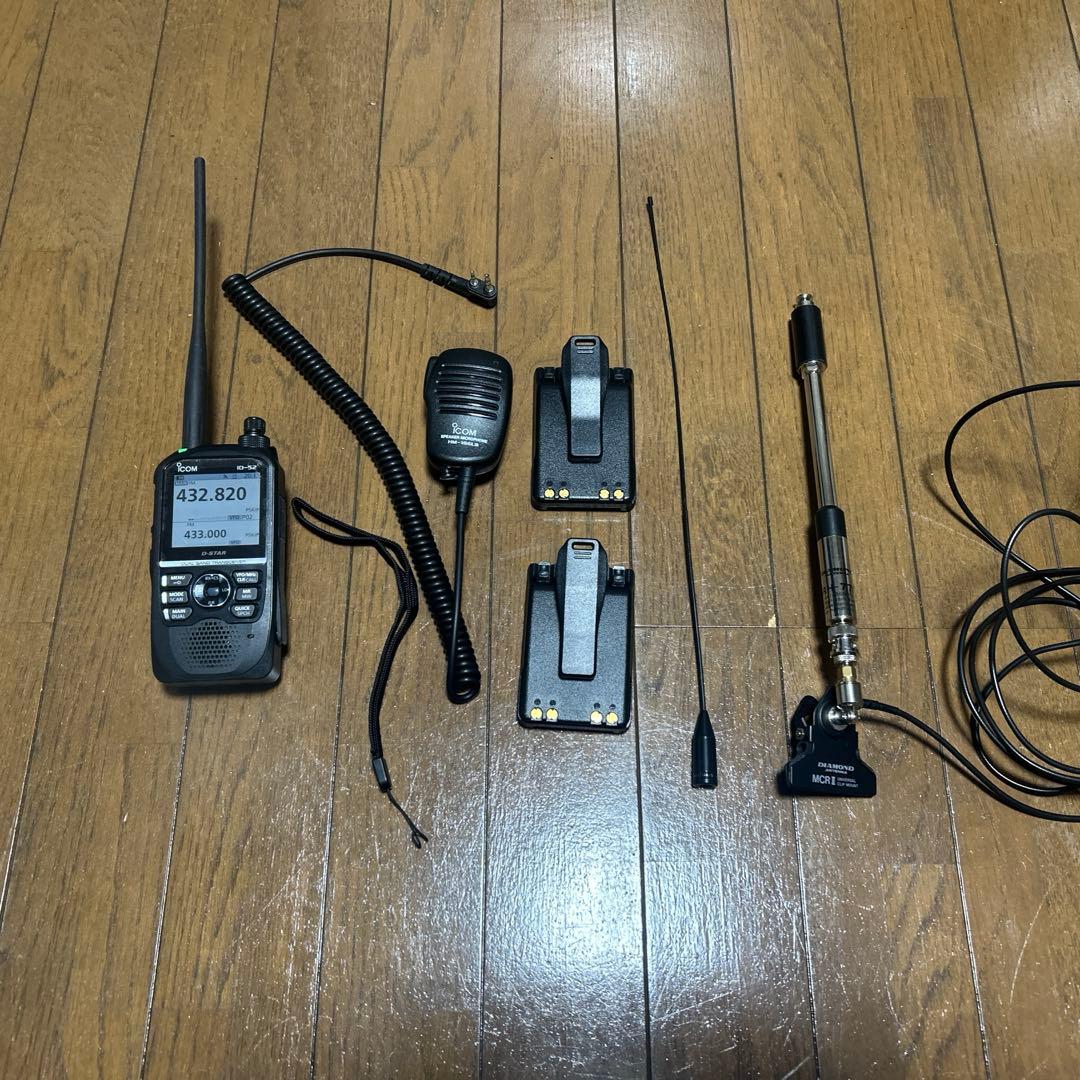 iCOM アイコム　ID-52 トランシーバー