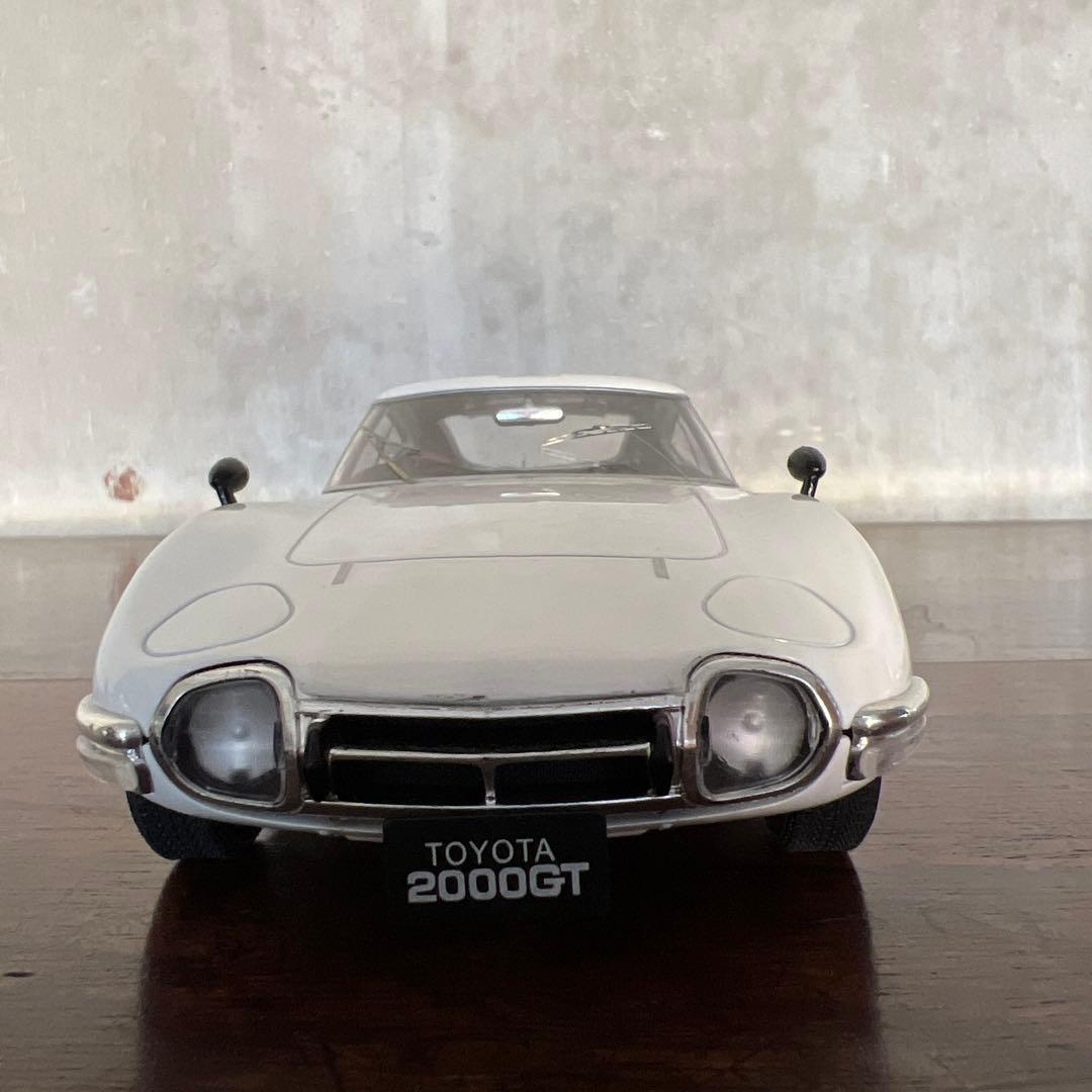First 18 1/18 TOYOTAトヨタ2000 GT クーペ２台セット