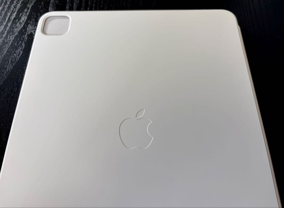 【極美品】13インチiPad Pro（M4）用Smart Folio ホワイト