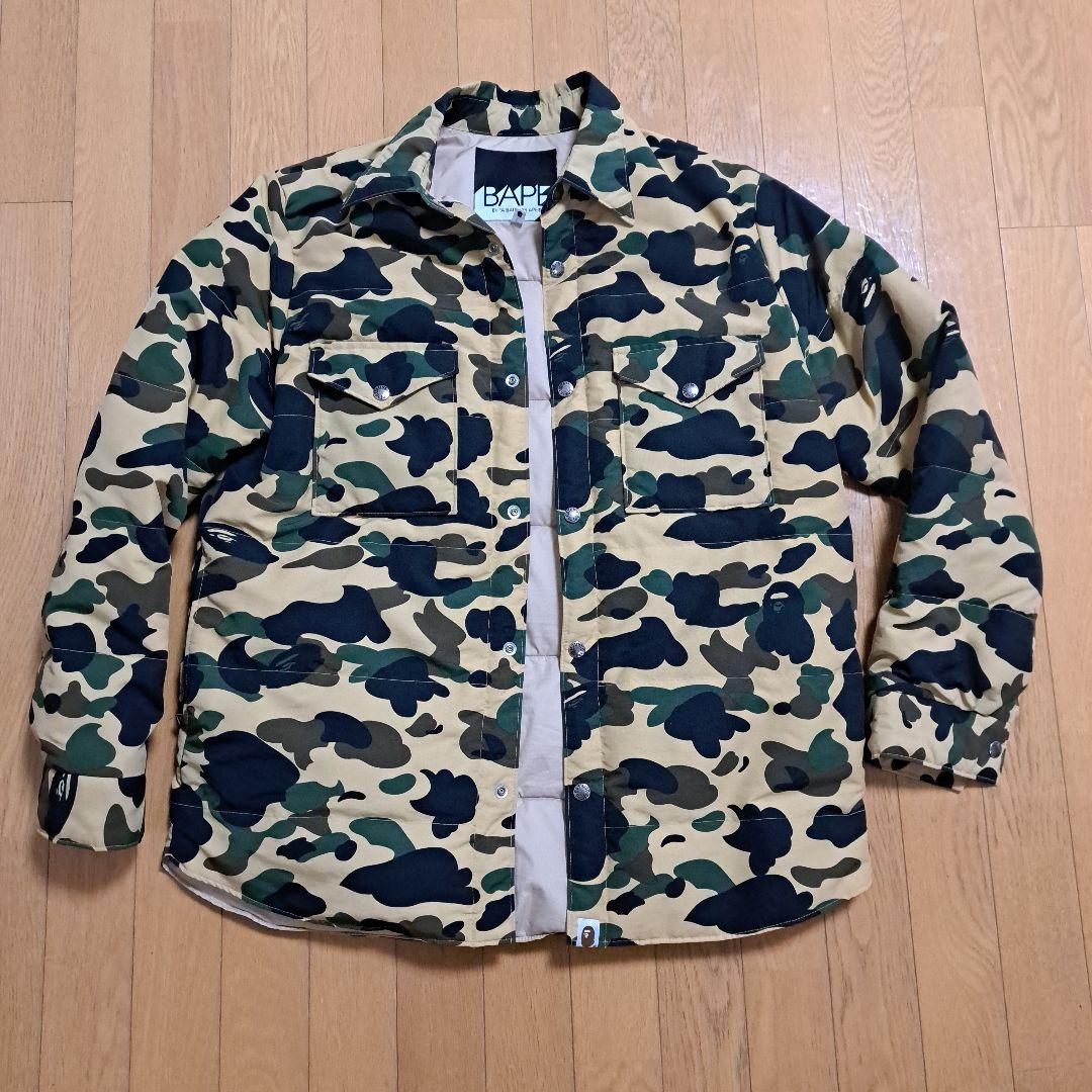 A BATHING APE　アベイシングエイプ　カモフラ　ダウンジャケット