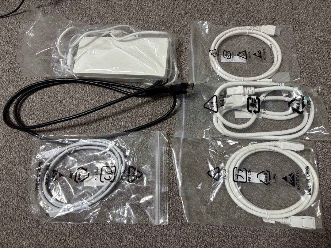 LGモニター ディスプレイ 32UQ750-W 31.5インチ/4K/144Hz