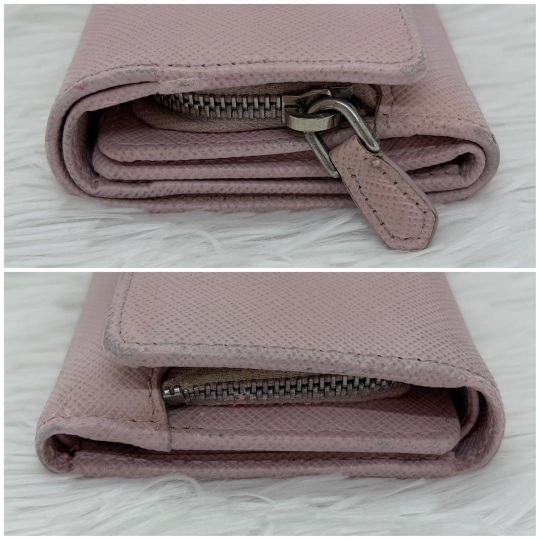 美品✨プラダ 三つ折り財布 サフィアーノ 三角ロゴ レザー　ピンク