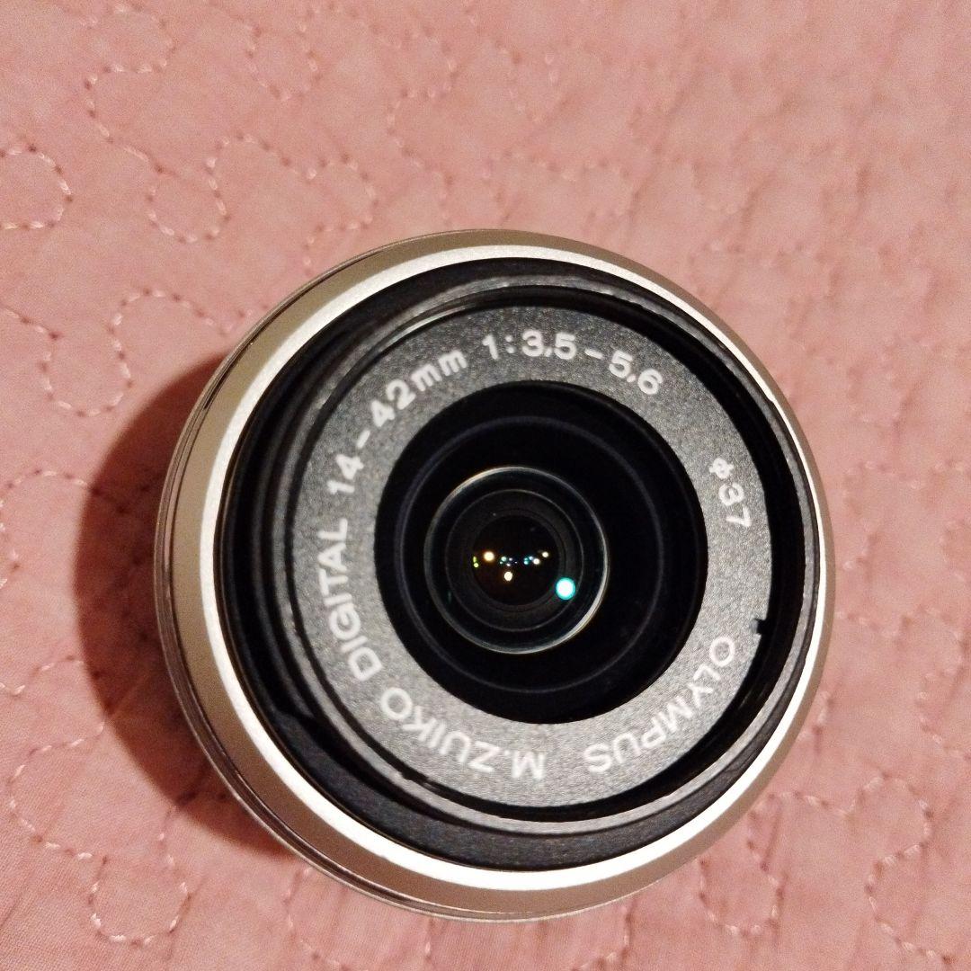 オリンパス 14-42mm 標準レンズ シルバー