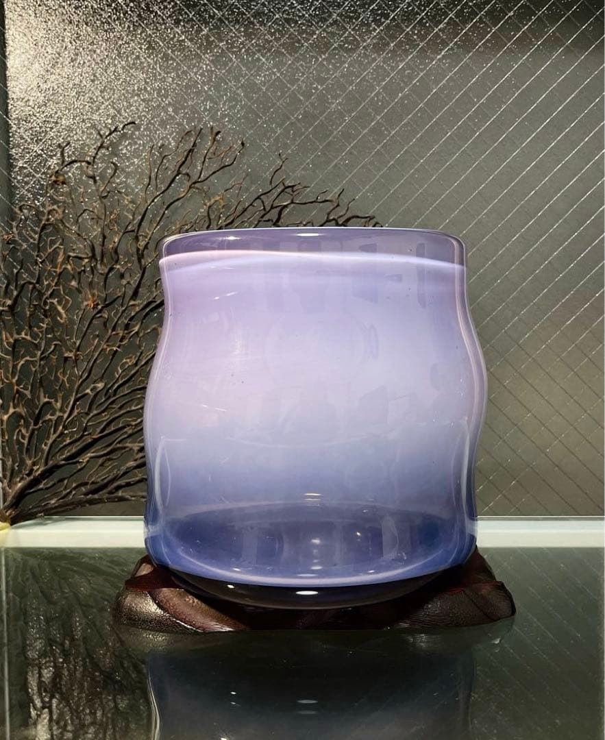 骨董　時代ガラス　淡紫色　乳白色暈し　括れ寸胴型　水指　花器　ウランガラス