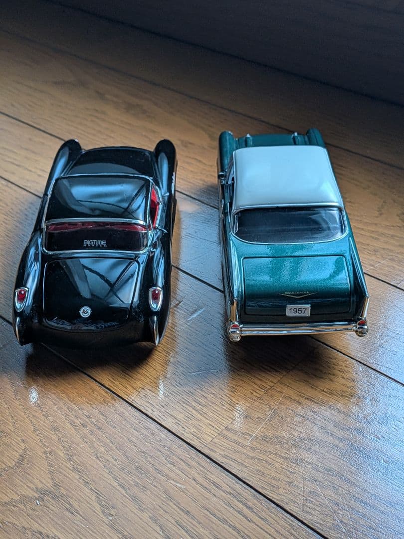 1957 CHEVY Belair&コルベット ミニカー2台 1/24 アメ車