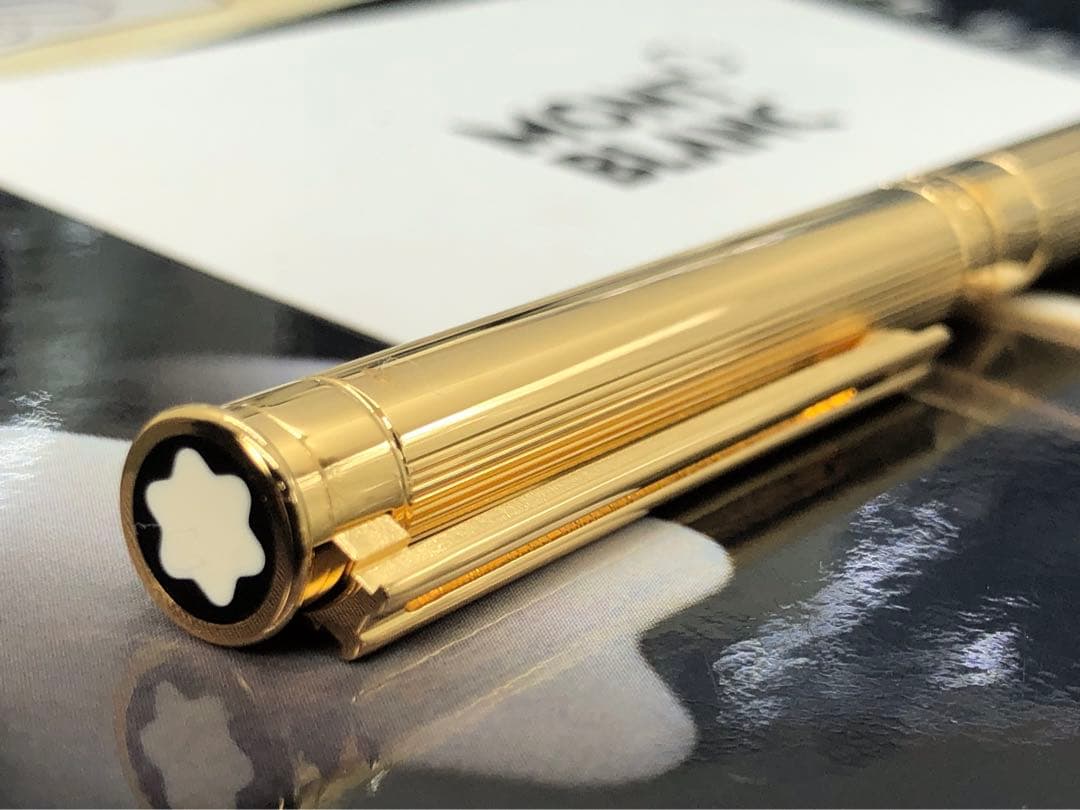 モンブラン　未使用！金運を引き寄せる黄金色！★輝く総金張り稀少なノブレス・ドゥエ