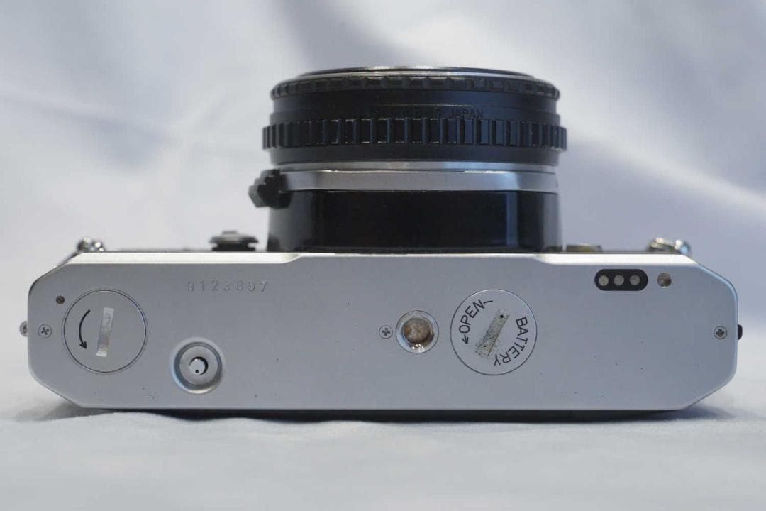 PENTAX MXとパンケーキ40ミリレンズ　どちらも難あり