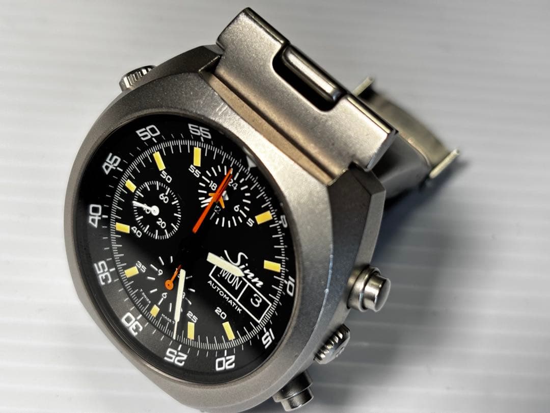 SINN 142 ステンレスケース