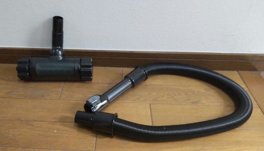 【付属品あり】TOSHIBA サイクロン掃除機トルネオ VC-JS4000