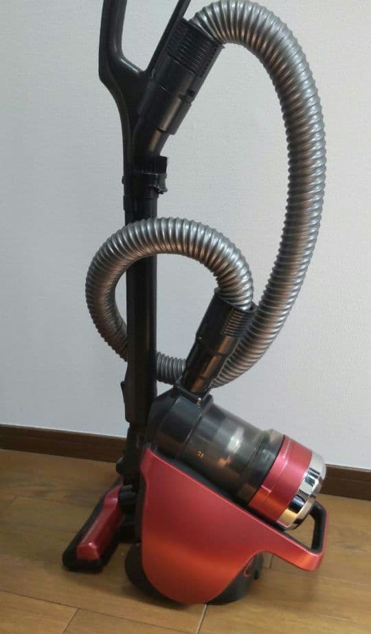 【付属品あり】TOSHIBA サイクロン掃除機トルネオ VC-JS4000