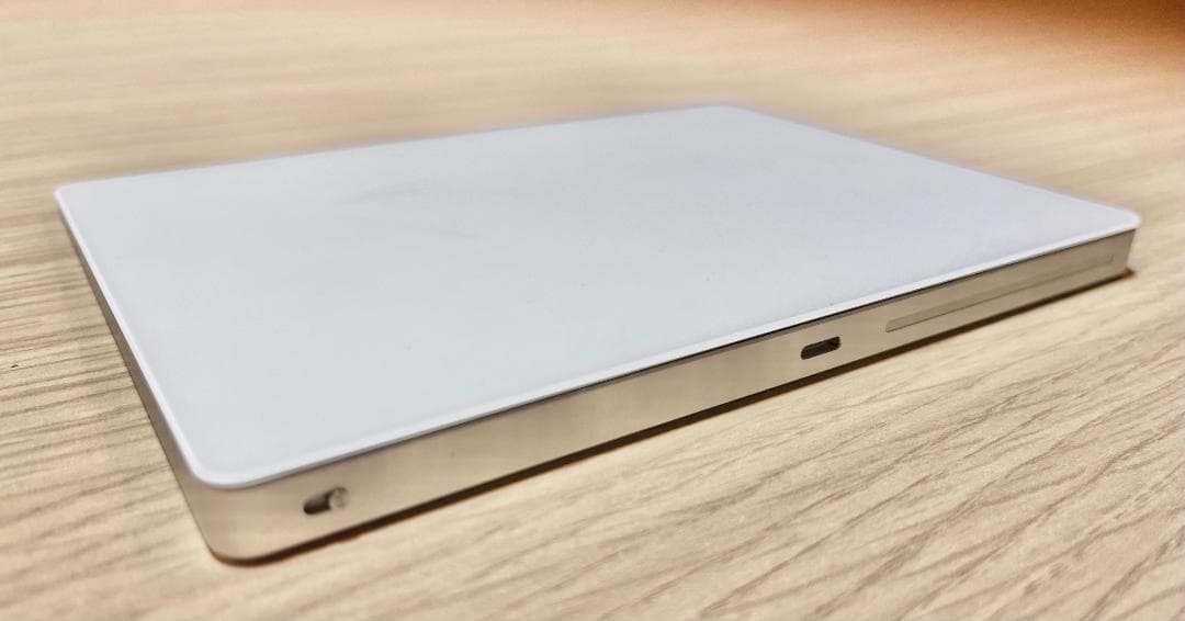 Apple Magic Trackpad 2 ホワイト / A1535