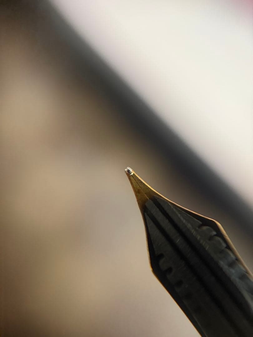 兜木ペン先、朱漆、インキ止め式、エボナイト