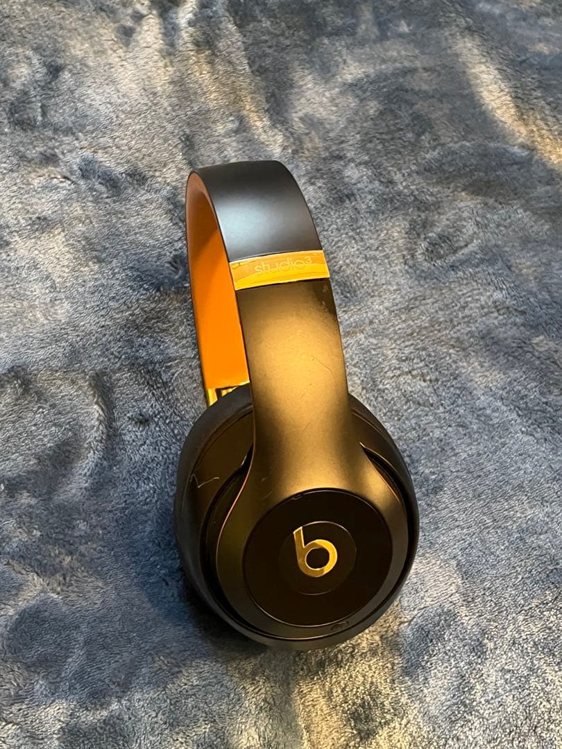 Beats Studioミッドナイトブラック　ケース、オーディオ、充電ケーブル付