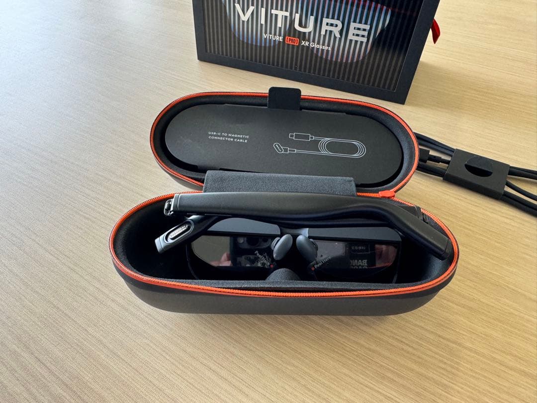 VITURE サングラス型ディスプレイ