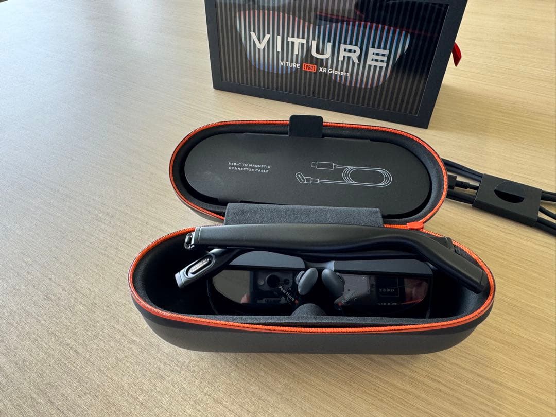 VITURE サングラス型ディスプレイ