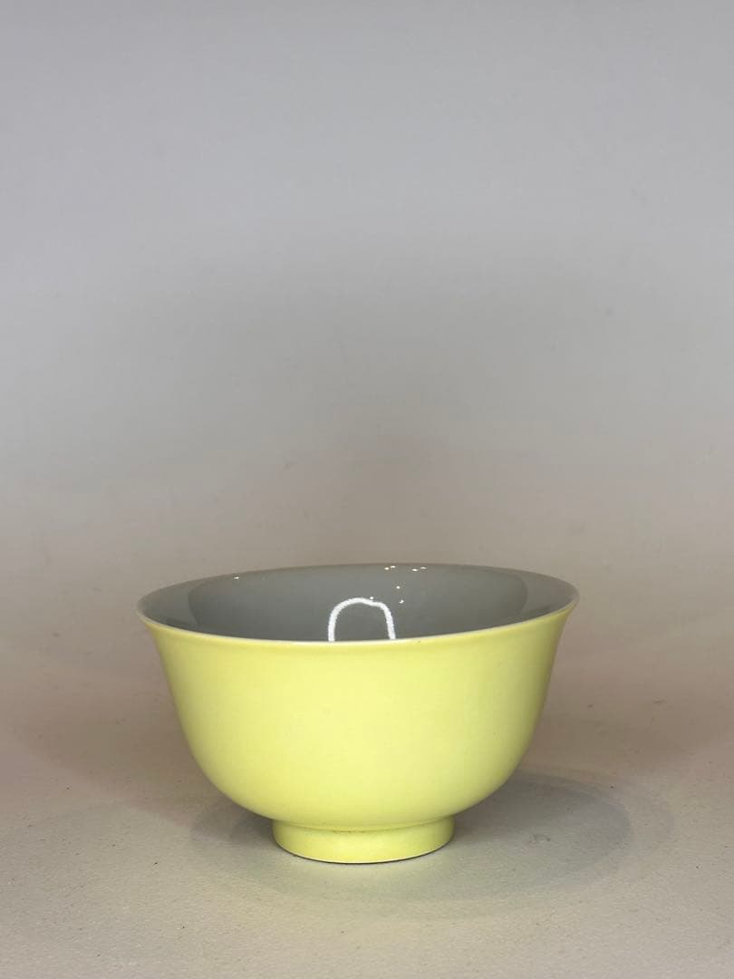 希少品 清時代 在銘 大清乾隆年制黄釉 小茶碗　茶杯　中国古美术品