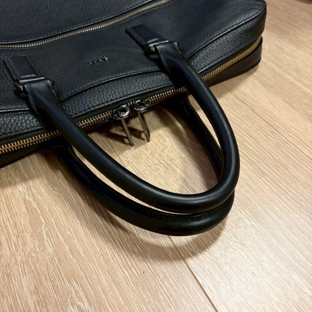 BOSS ビジネスバッグ ブラック レザー　ブリーフケース本革