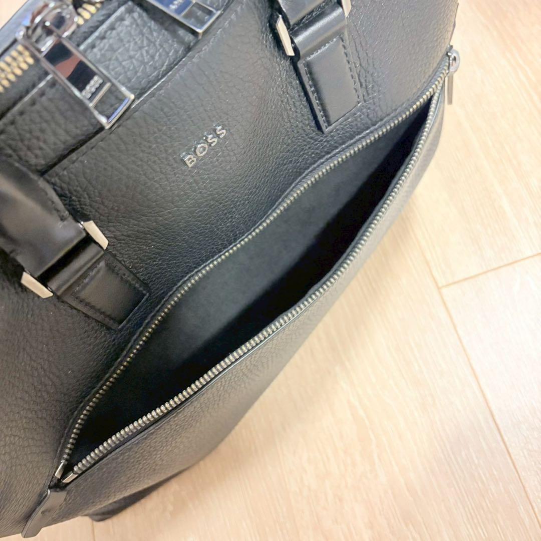 BOSS ビジネスバッグ ブラック レザー　ブリーフケース本革
