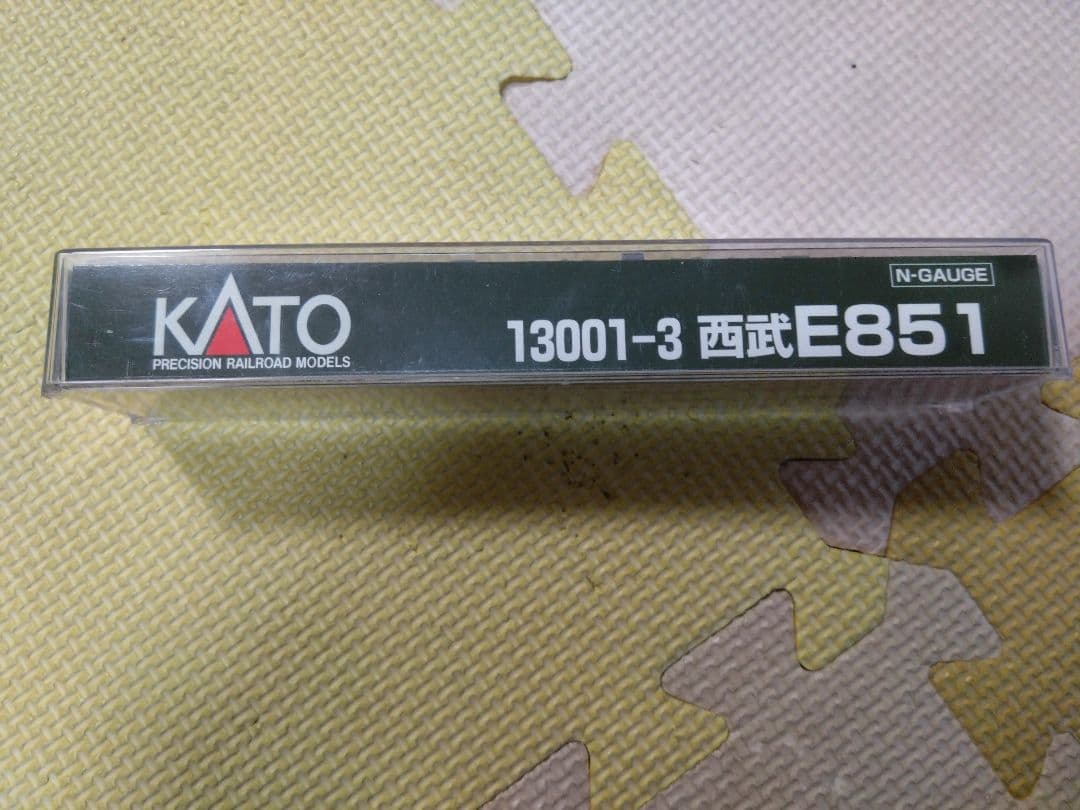 Nゲージ 電気機関車 赤/黄色
