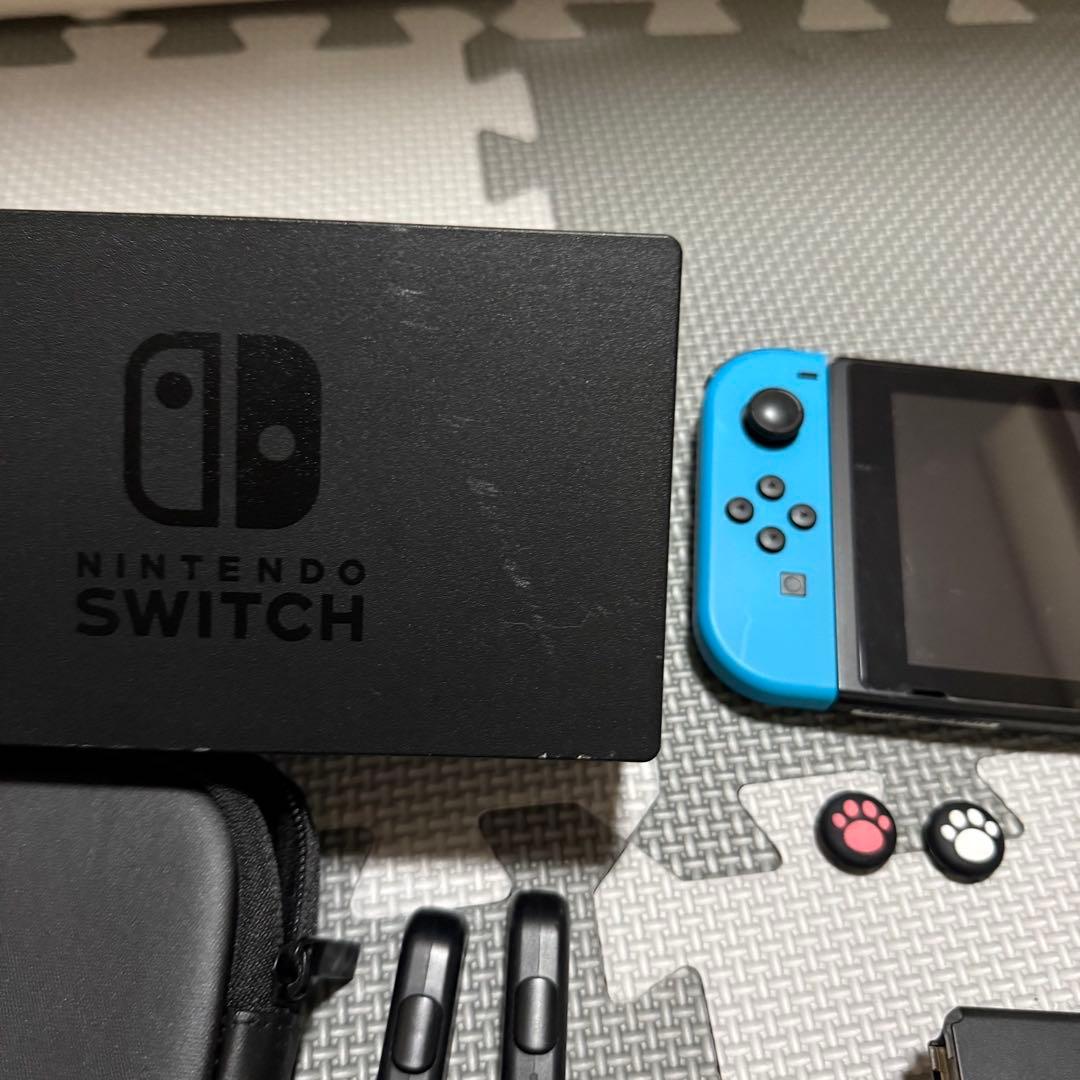 Nintendo Switch 本体セット　ネオンブルー・レッド　スイッチ