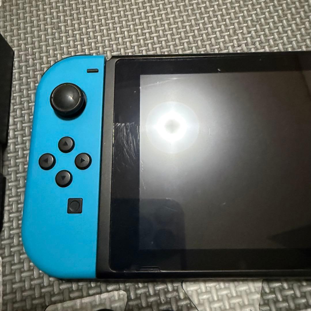 Nintendo Switch 本体セット　ネオンブルー・レッド　スイッチ