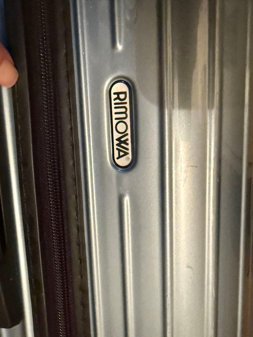 最軽量　リモワスーツケース　機内持ち込みサイズ