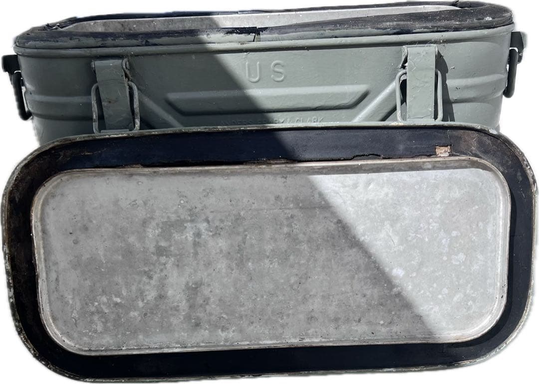 レ*読様 US製 年代不明　ミリタリーコンテナ ナム戦