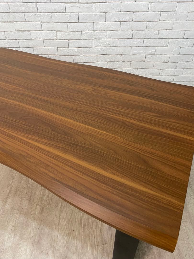 【東京都23区内は送料無料】140cm ダイニングテーブル　リビング　デスク　机