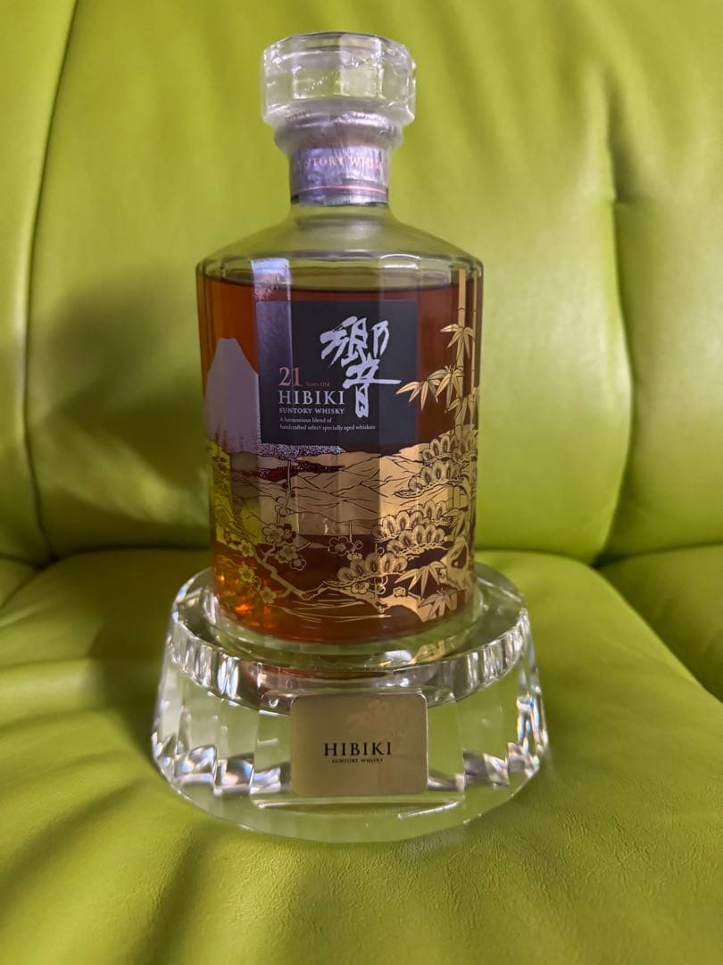 サントリー 非売品　響 クリスタル ボトルスタンド 台座 ディスプレイ