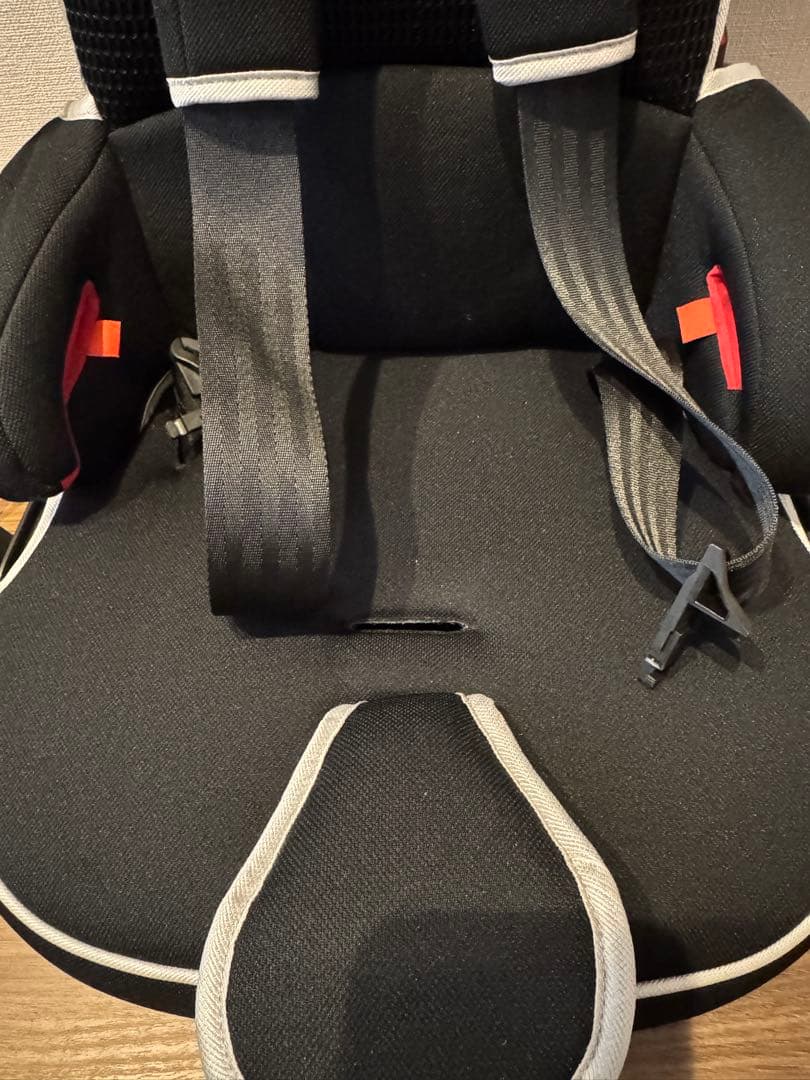 日本育児 トラベルベストECフィックス ISOFIX ブラック チャイルドシート