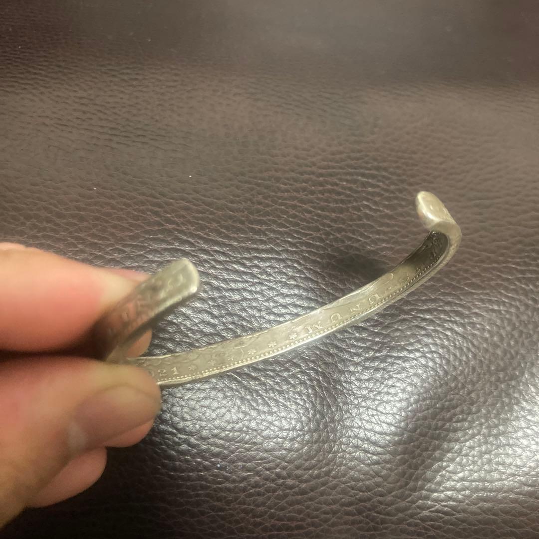 pbd フェノメノンビヨンドディスクリプション　バングル