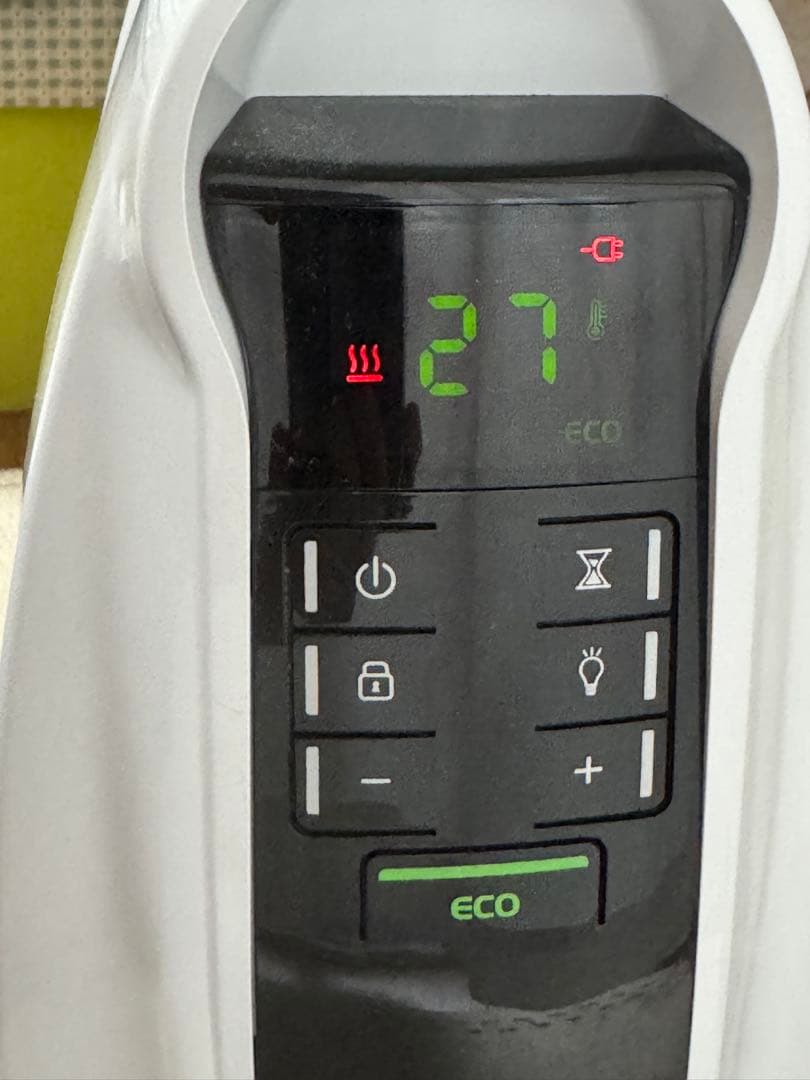 De’Longhi（デロンギ）オイルヒーター NJ0505E