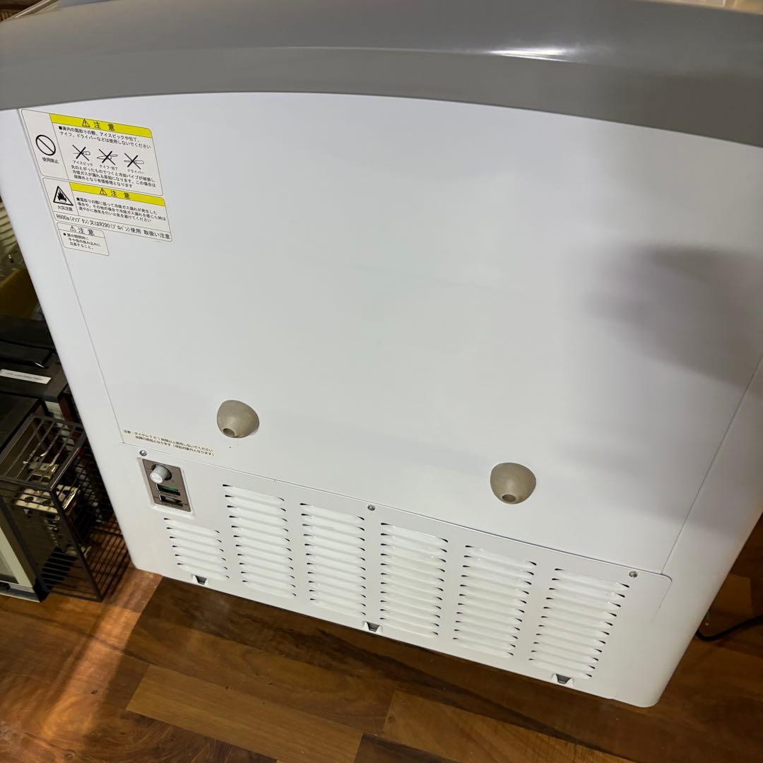 ③24年購入品　業務用330L冷凍ショーケース　JCMCS-330L