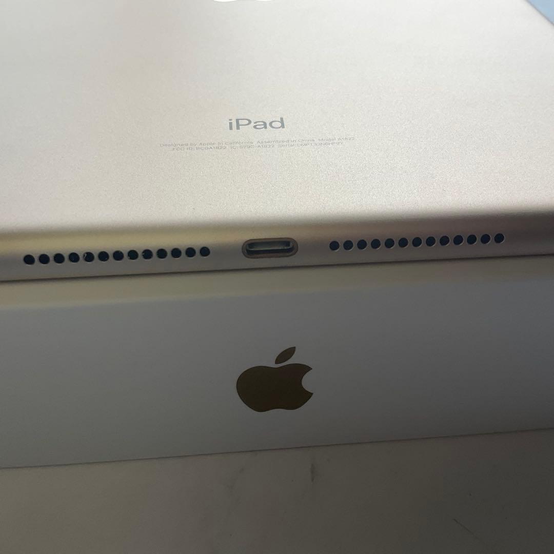 【美品】Apple iPad 第5世代 Wi-Fi 128GB