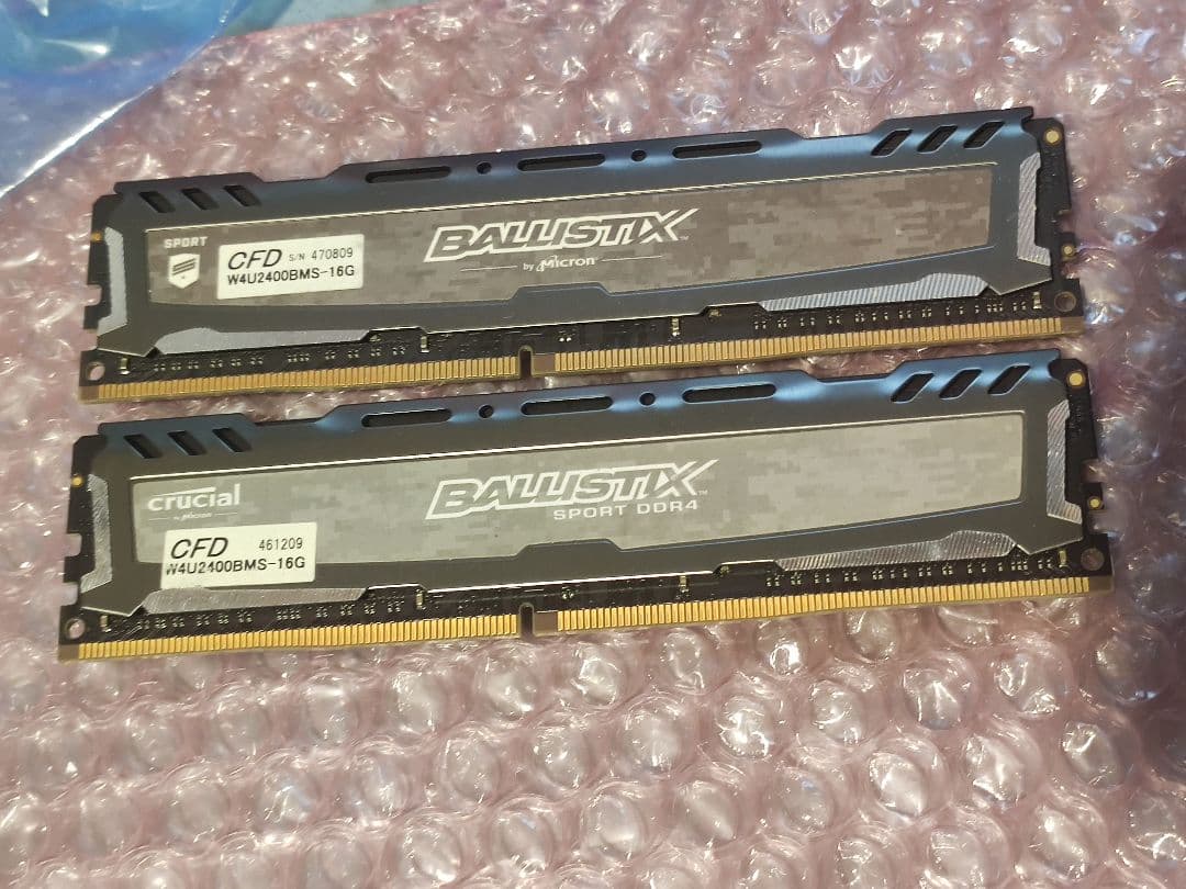 CRUCIAL メモリ 16GB 2枚 合計32GB DDR4 動作品 OC向け