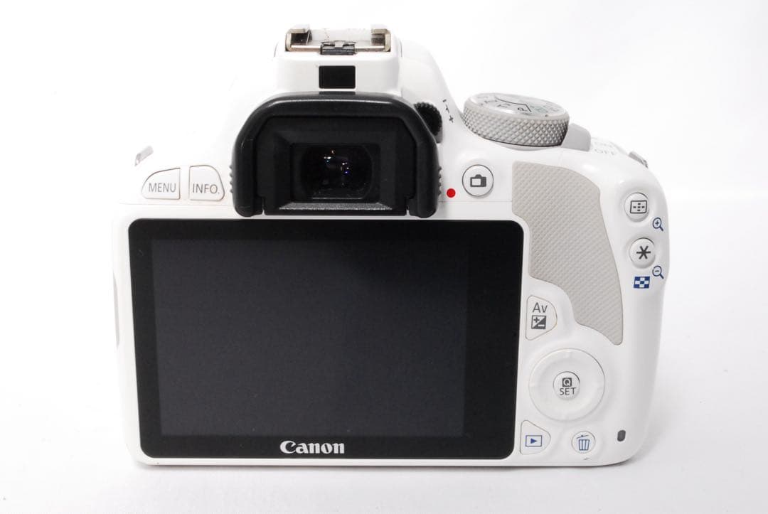 ◆STMレンズ◆Canon Kiss X7◆一眼レフカメラ◆人気のホワイト◆