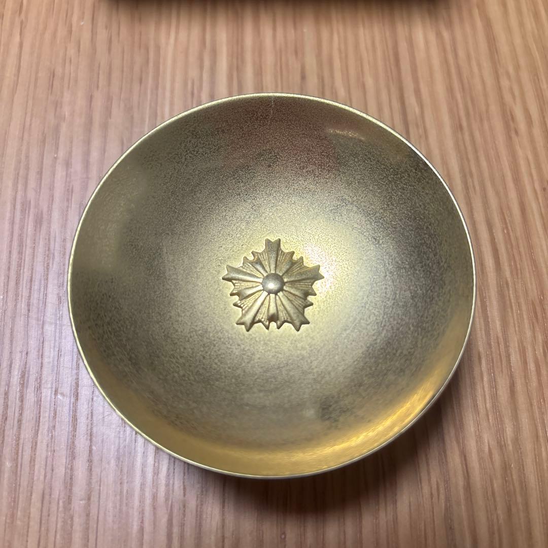 勲章　記念　蓋　警察　金属　製装飾皿 木箱付き