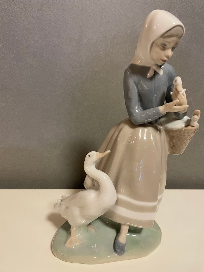 LLADRÓ（リヤドロ） 4568 アヒルと羊飼い