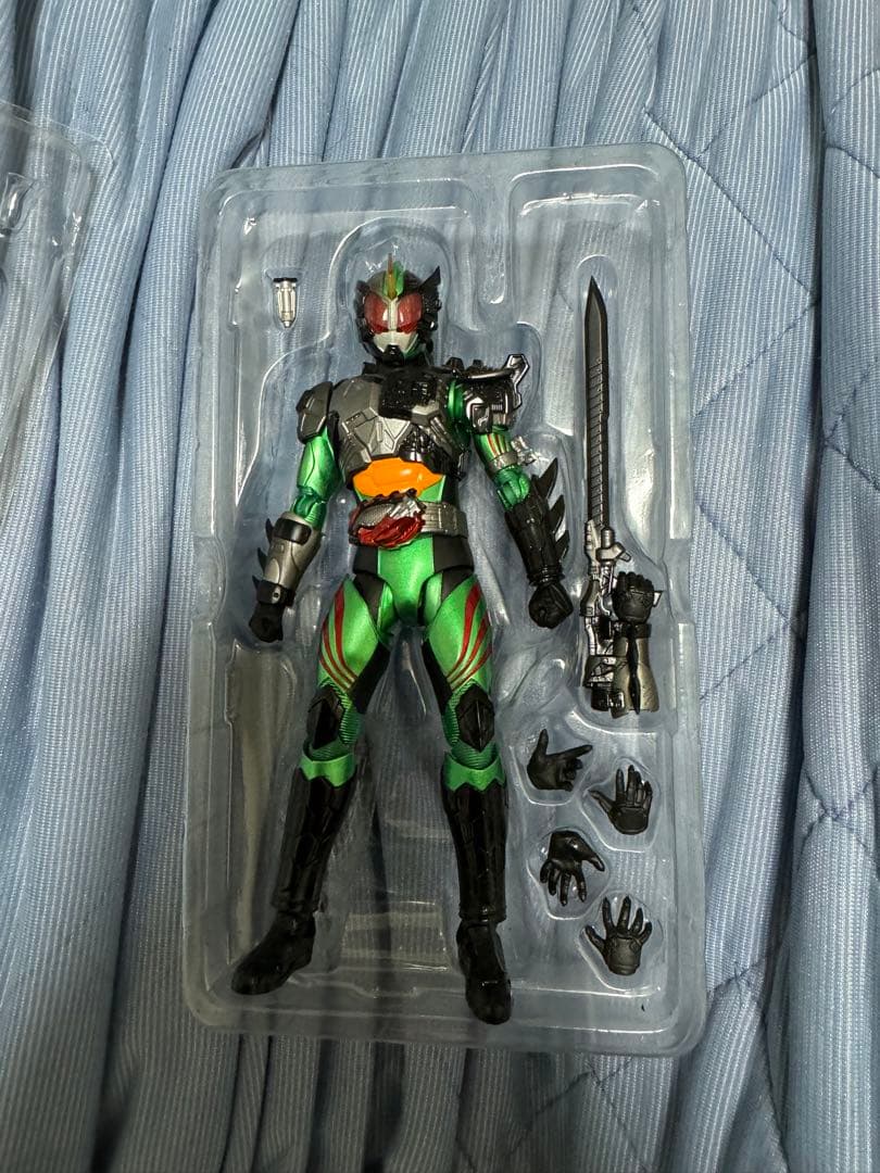 仮面ライダーアマゾンズ　フィギュアーツセット