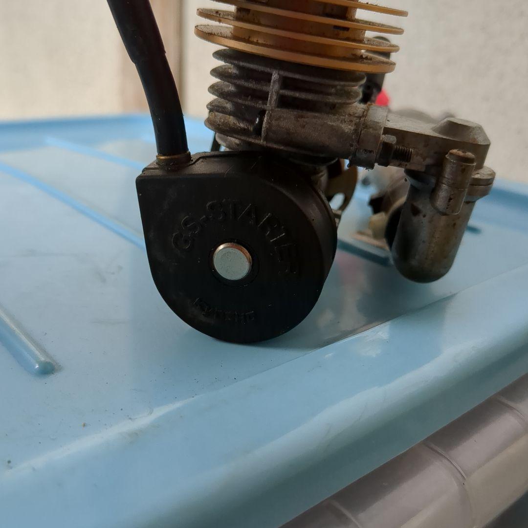 京商　gs エンジン　リコイルスタート　圧縮強い