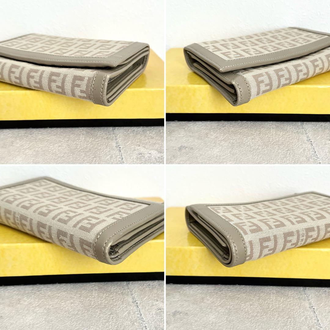 美品✨FENDI ズッキーノ 二つ折り財布 FF ベージュ キャンバス レザー