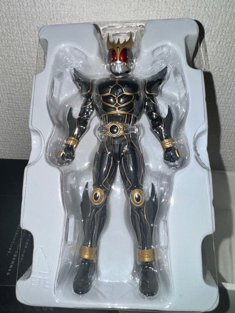 【セール２／12まで！！】仮面ライダークウガアルティメットフォーム