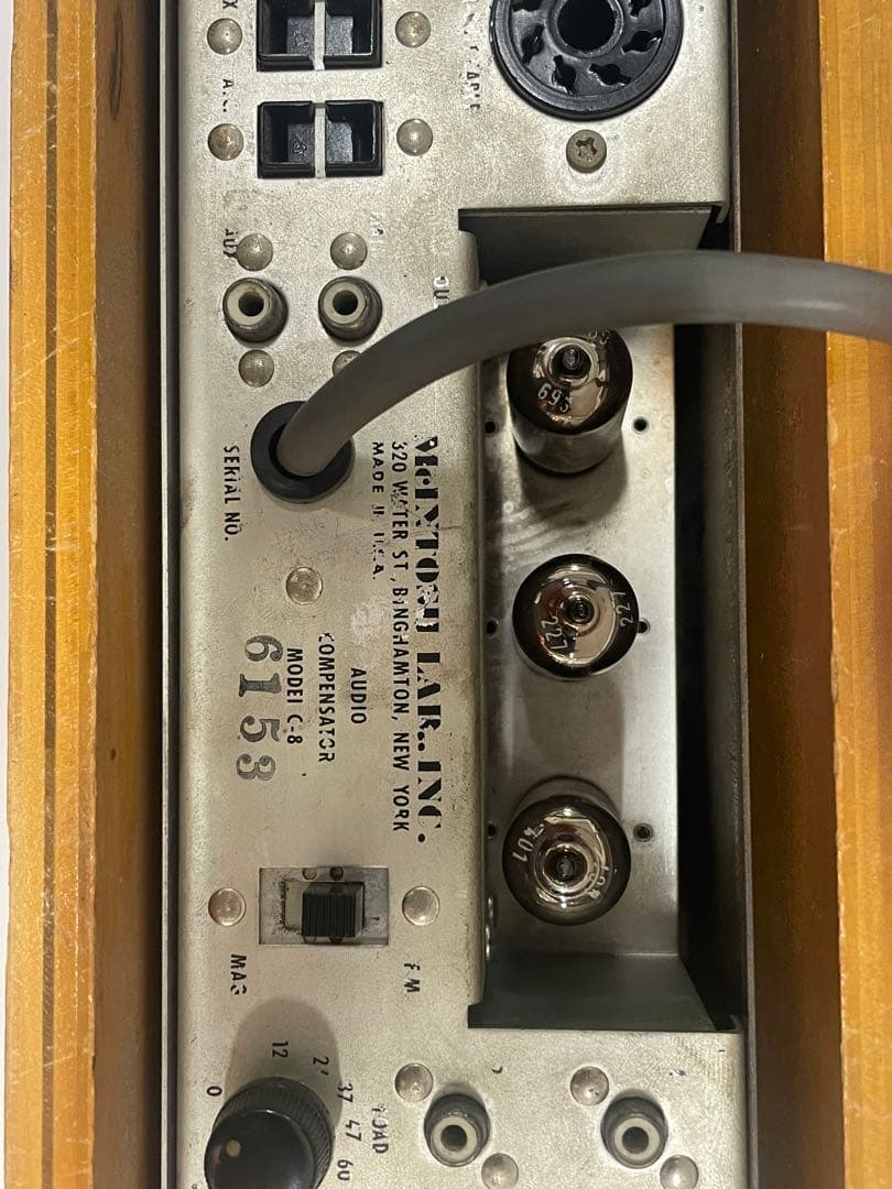 アンプ Macintosh audio compensator model C8