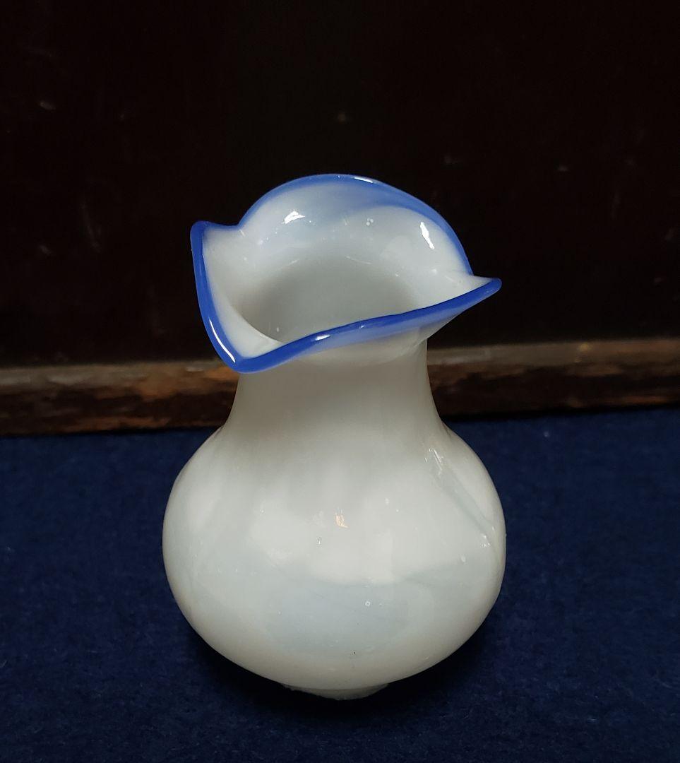 豆ランプ 火屋 ホヤ 乳白 金魚ほや 明治 大正 アンティーク レトロ ガラス