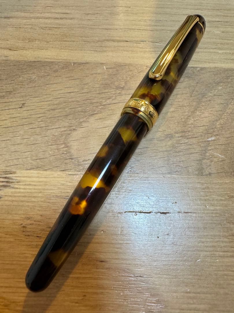 未使用 PLATINUM 万年筆 3776 セルロイド 鼈甲 ペン先14K 細字