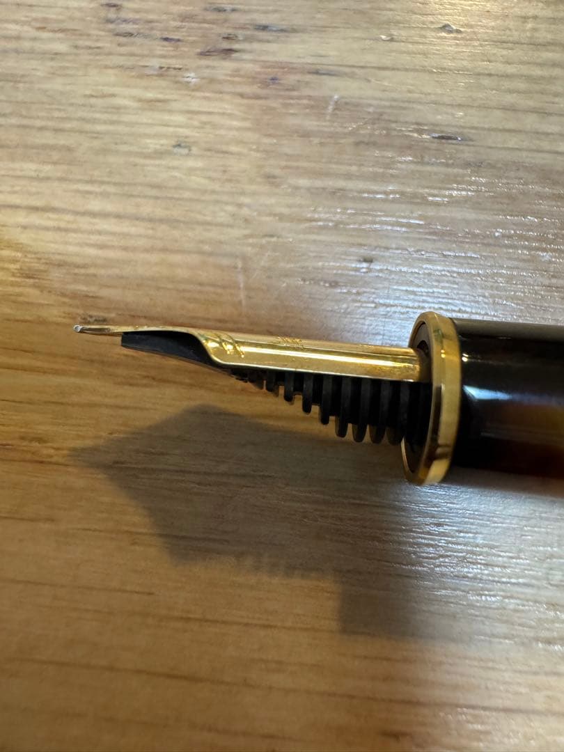 未使用 PLATINUM 万年筆 3776 セルロイド 鼈甲 ペン先14K 細字