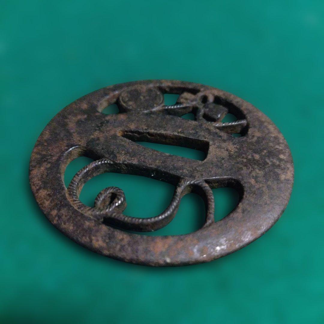 鍔　鉄地　透かし鍔